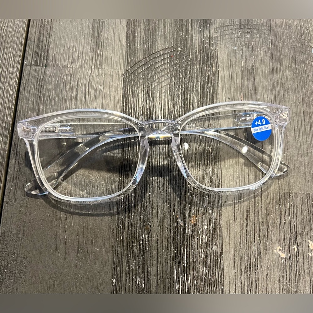👓NWT Clear square Frame Readers with Blue Light Protection.  +4.00 Power